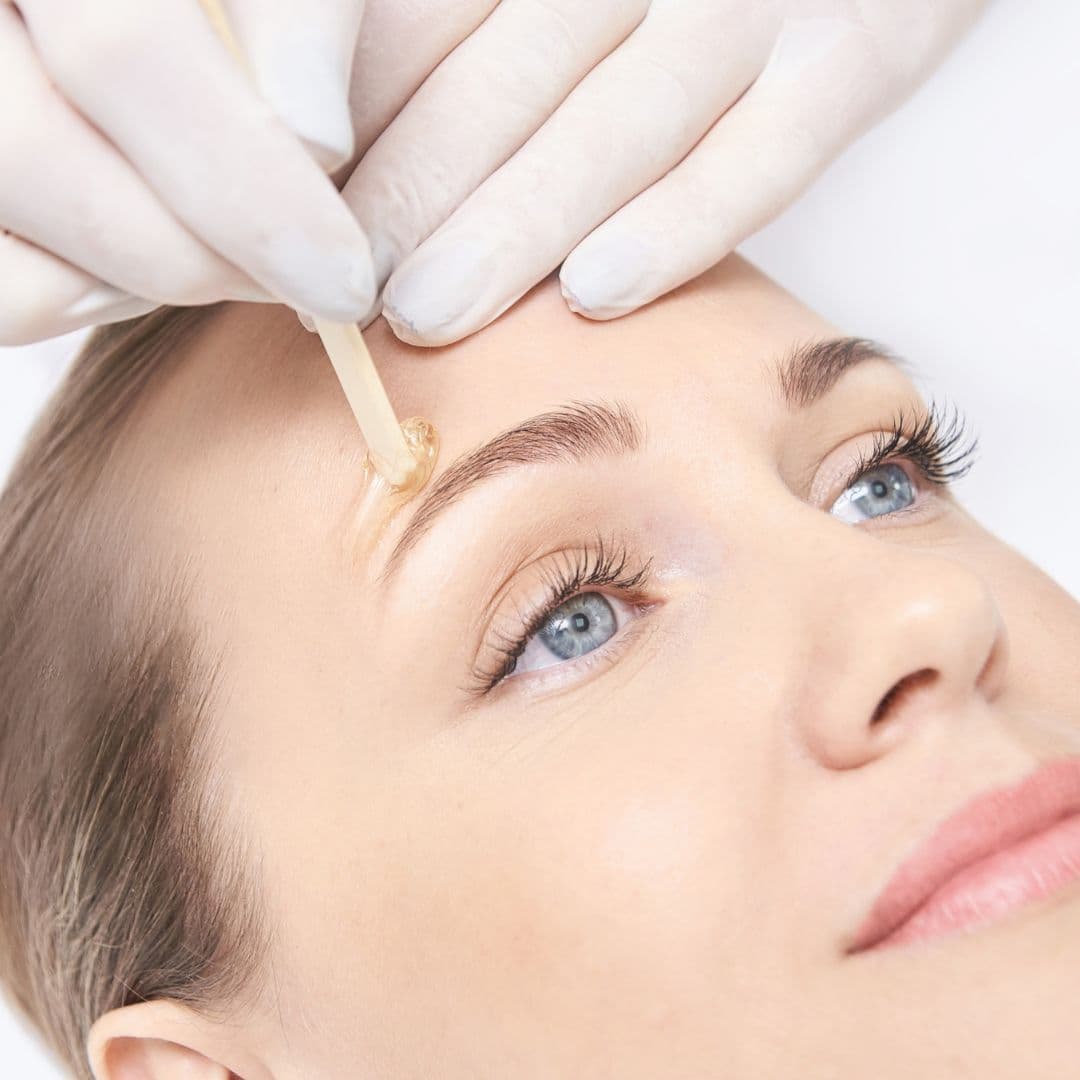Wax Eyebrow & upper lip
